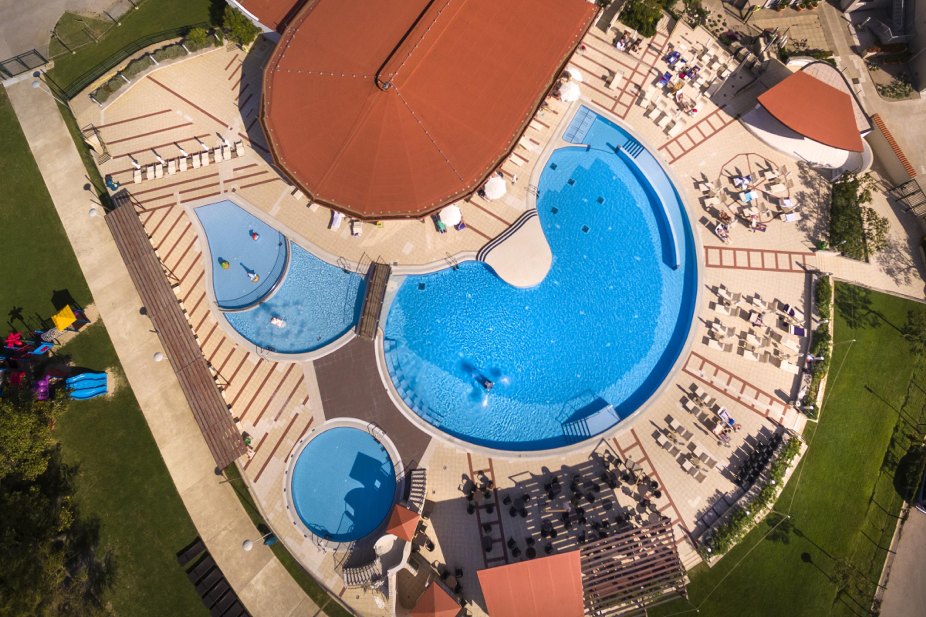 Sunny Baska Hotel 외부 사진